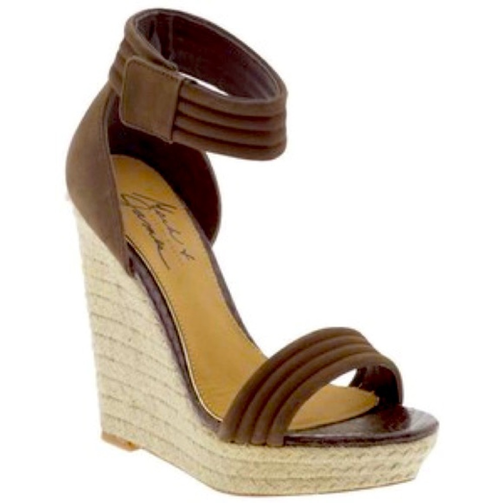 Mark & James by Badgley Mischka Maggie Wedges 6
